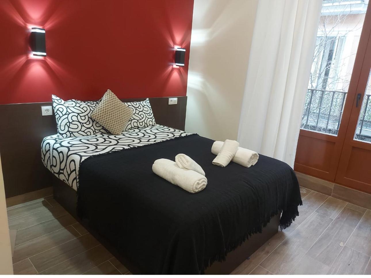 Hostal “ Infantas” Μαδρίτη Εξωτερικό φωτογραφία