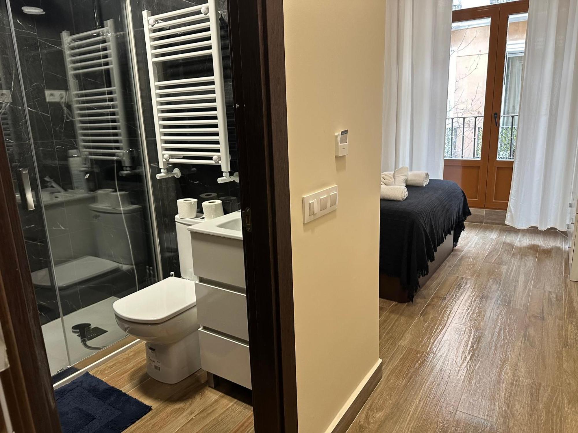 Hostal “ Infantas” Μαδρίτη Εξωτερικό φωτογραφία