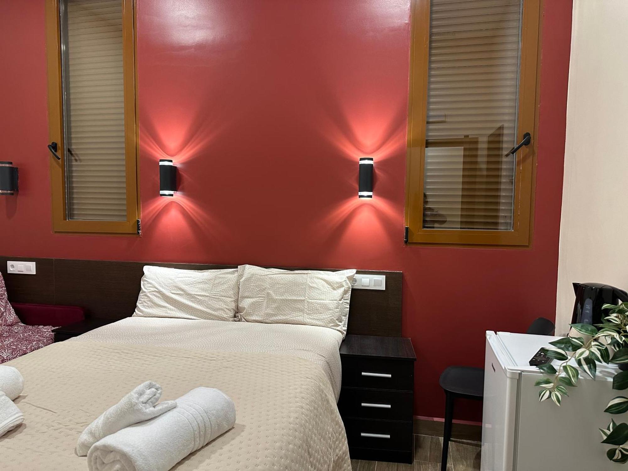 Hostal “ Infantas” Μαδρίτη Εξωτερικό φωτογραφία