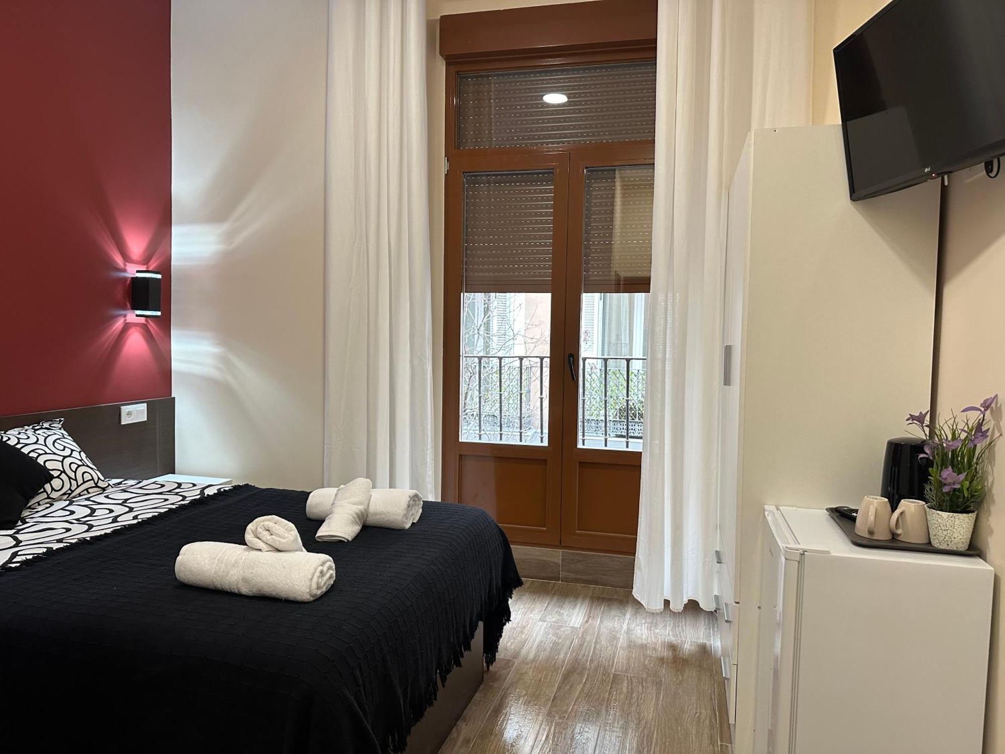 Hostal “ Infantas” Μαδρίτη Εξωτερικό φωτογραφία